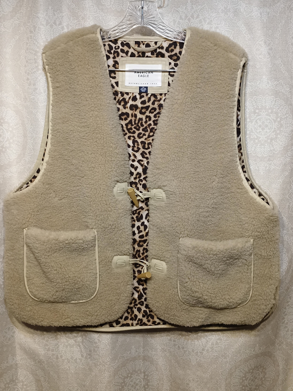 American Eagle Outfitters Sherpa Vest with Leopard Trim Woman's XXL Super Soft